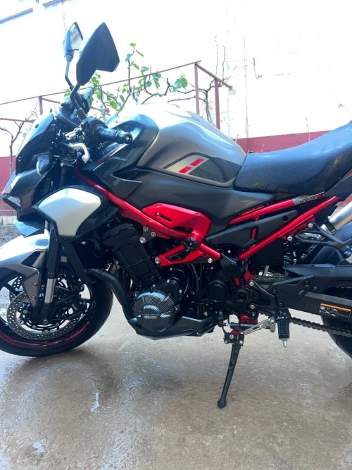Z900 Z900 2025