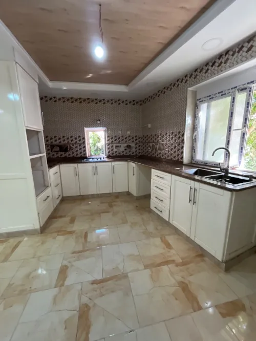 Location Appartement Niveau de villa F3 Relizane Relizane
