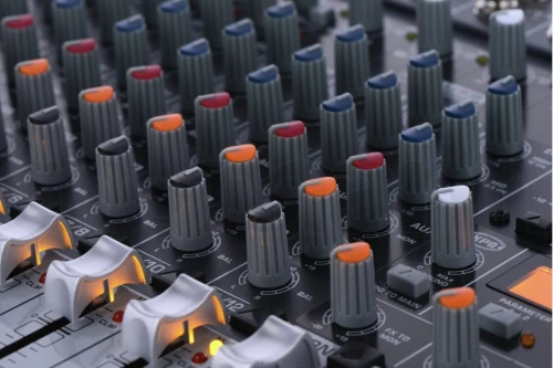 Table de mixage Behringer - XENYX QX1222USB