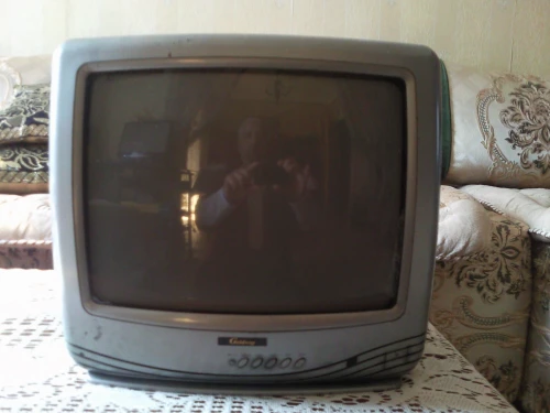 Vends petite TV