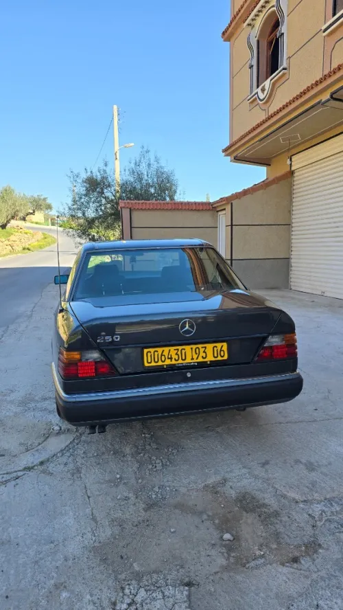Mercedes Classe E 1993 250