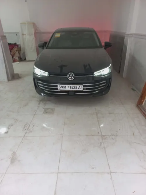 Volkswagen Passat 2025 Pro