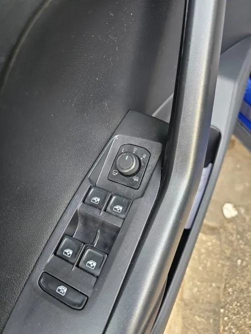 Volkswagen T-Cross 2023 Life Plus