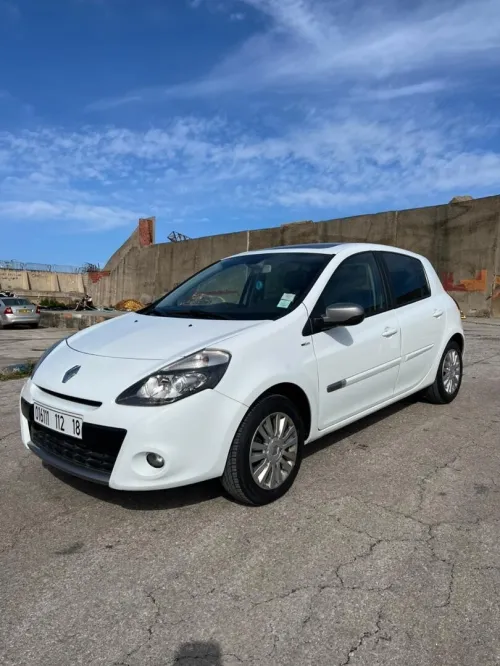 Renault Clio 3 2012 Night and Day