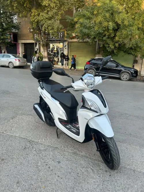 Sym St200 2025