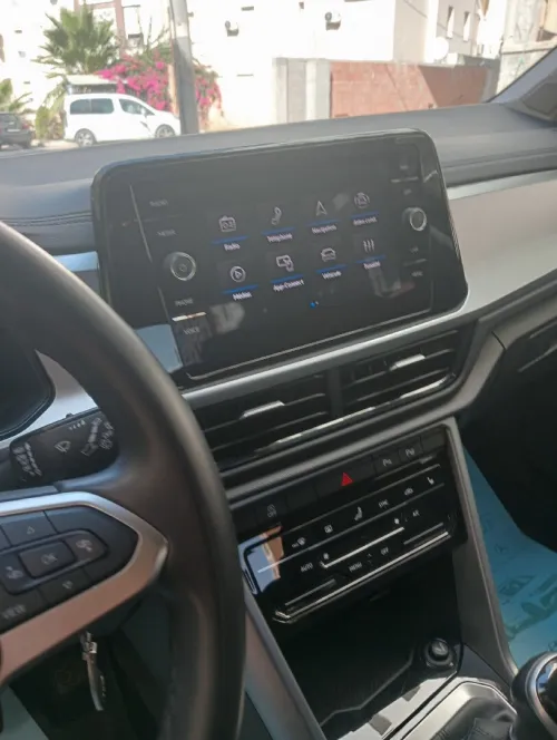 Volkswagen T-Roc 2024 