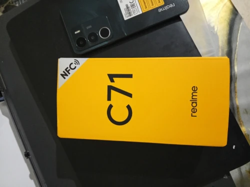 Realmi C71