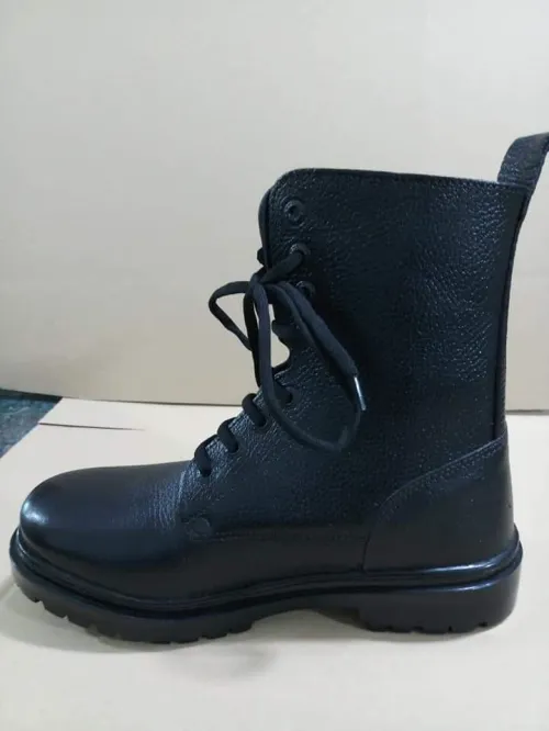 Vend chaussure gardinage et ville