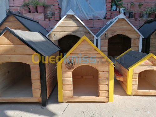 Des niches en bois tres solide pour chiens et chats