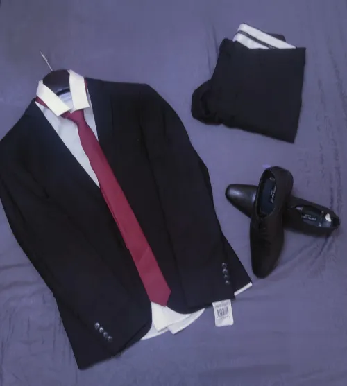 Costume Pierre Cardin avec chaussures élégantes