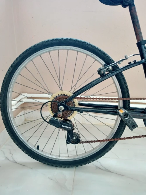 BTWIN One 24 Junior vélo noir 6 vitesses