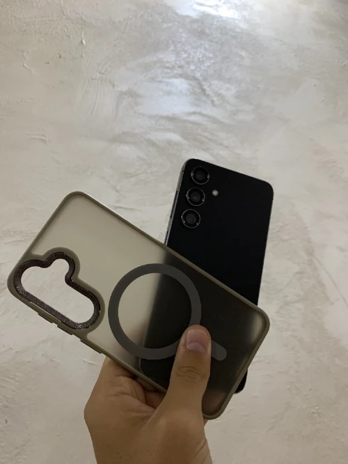 Samsung S24