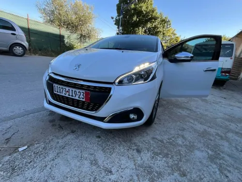 Peugeot 208 2019 Allure Facelift