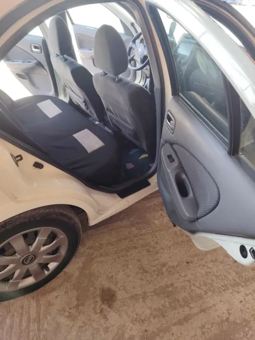 Nissan N16 2003 