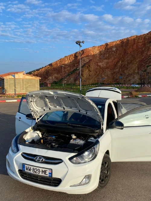 Hyundai Accent RB  4 portes 2012 Accent RB  4 portes