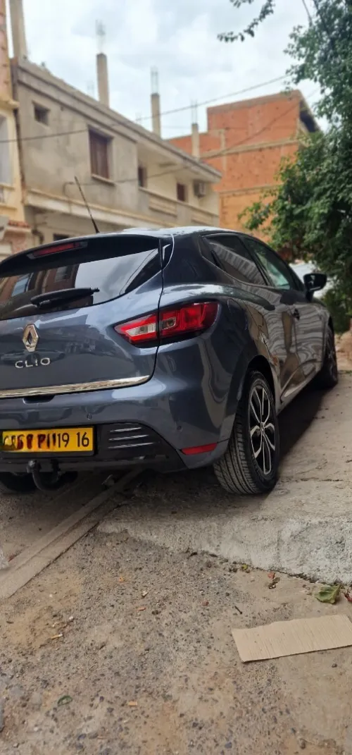 Renault Clio4 limited2 diesel 2019 100%
