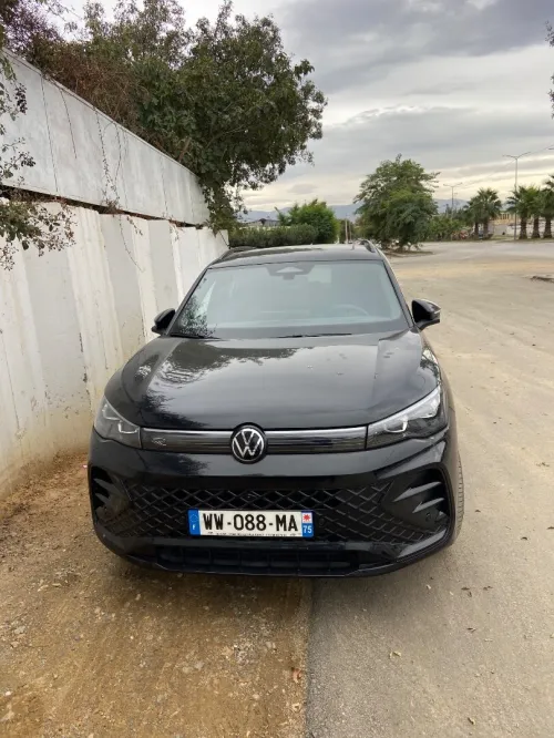 Volkswagen Tiguan 2025 R-LINE