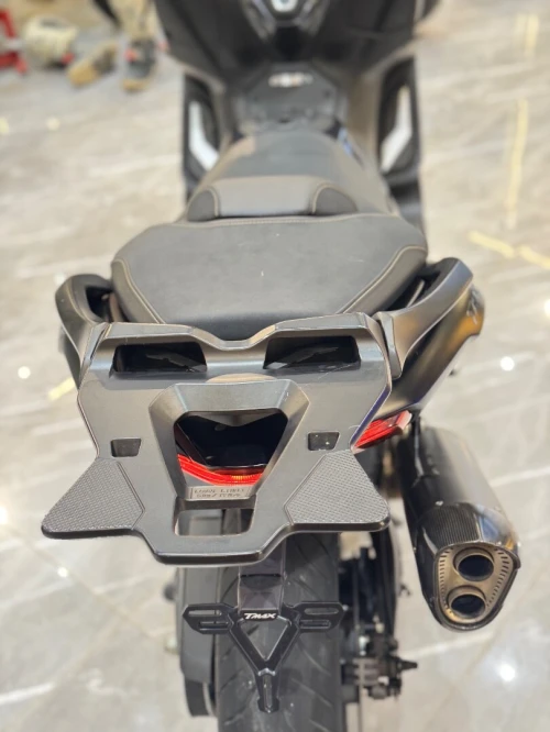 Yamaha Tmax 2023