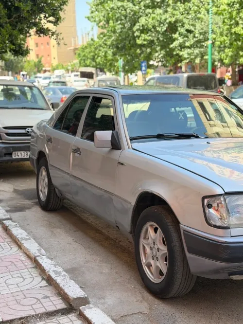 Mercedes C250 1993 Toute option