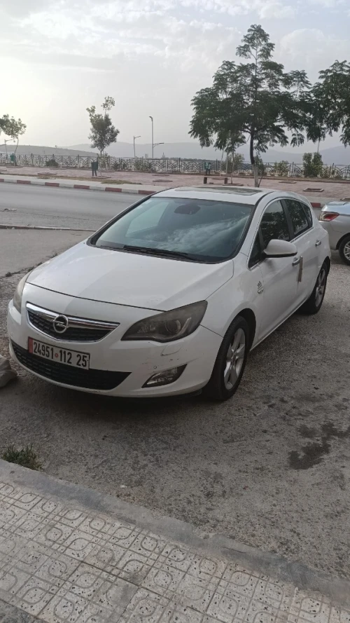 Opel Astra 2012 SPORT