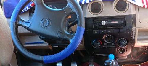 Hummer M3 2014 7 PLACES