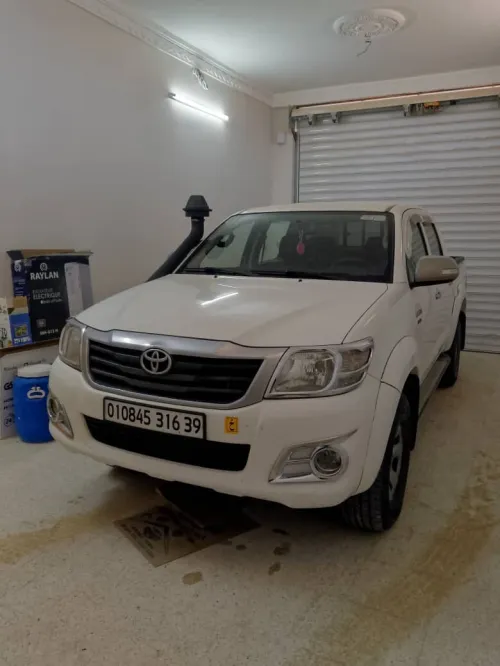 Toyota Hilux 2016 LEGEND DC 4x4