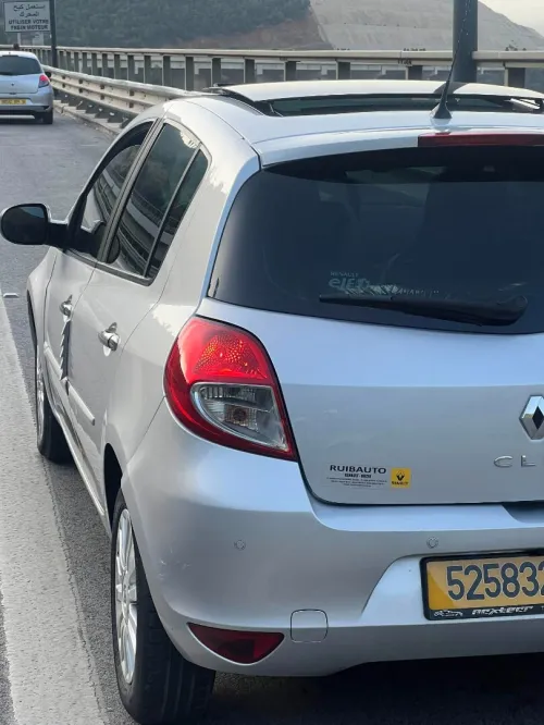 Renault Clio 3 2011 Night and Day