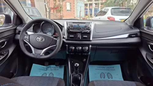 Toyota Yaris Sedan 2015 Play