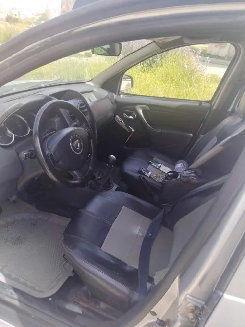 Dacia Duster 2015 Laureate