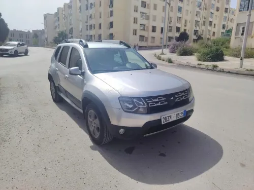 Dacia Duster 2015 Laureate