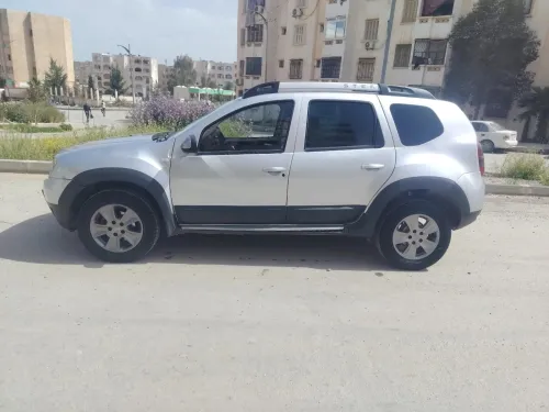 Dacia Duster 2015 Laureate