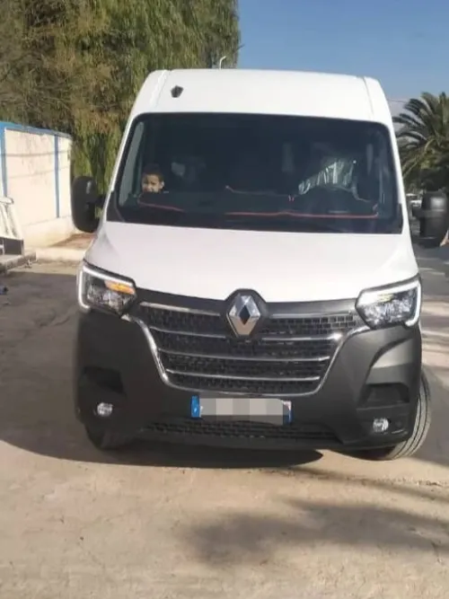 Renault Master 3 panneaux 2025
