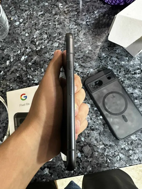 google pixel 8a