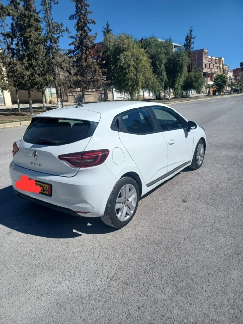 Renault Clio 5  2023 Business