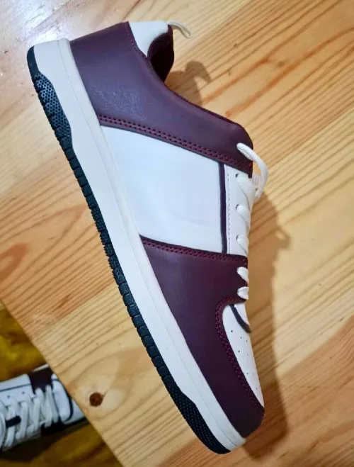Baskets Primark taille 43