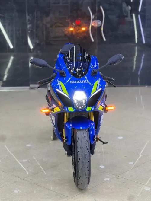 Suzuki 05 52553806.L9r 2019