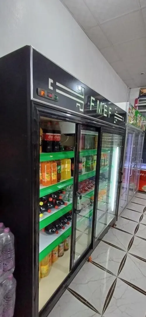ثلاجة 