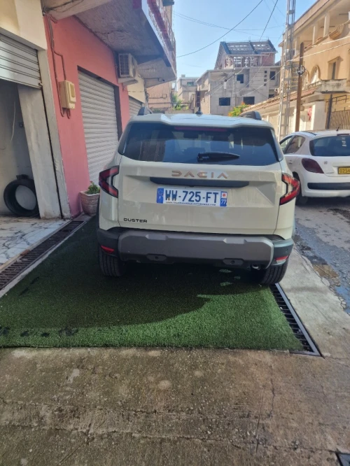 Dacia Duster 2025 