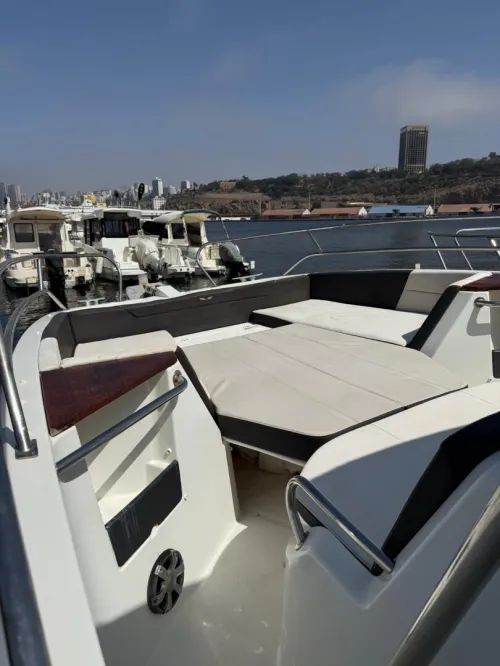 Bateau beneteau flager