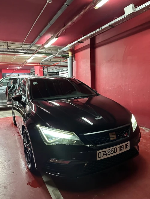 Seat Cupra Leon 2019 290 ch