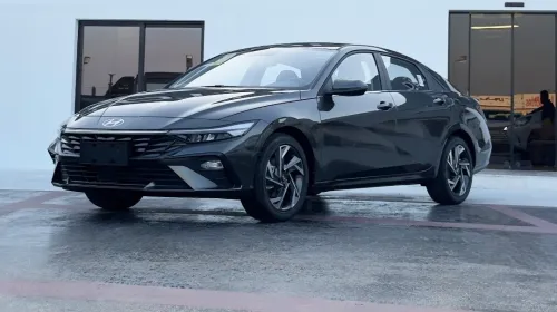 Hyundai Elantra 2025 Tout option