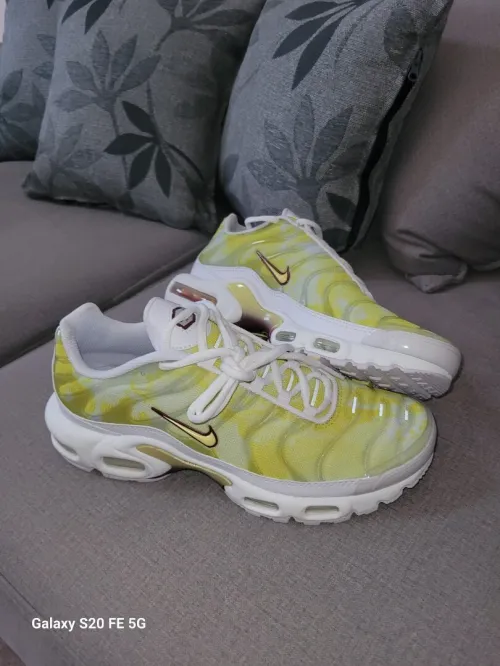 Vêtements et baskets Nike original 