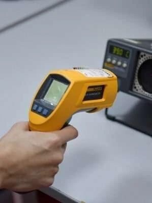 prestation d'étalonnage d'instruments de température