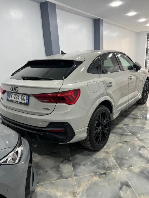 Audi Q3 2024 Sline