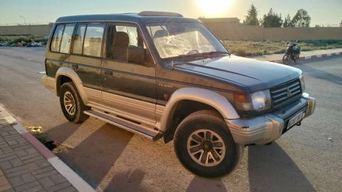 Mitsubishi Pajero Court 1992 Pajero Court