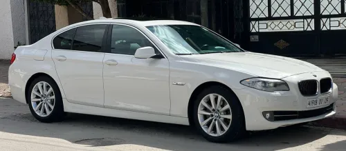 BMW Série 5 2011 525d sport