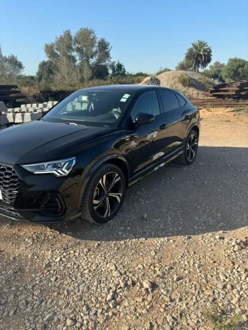 Audi Q3 2023 Q3