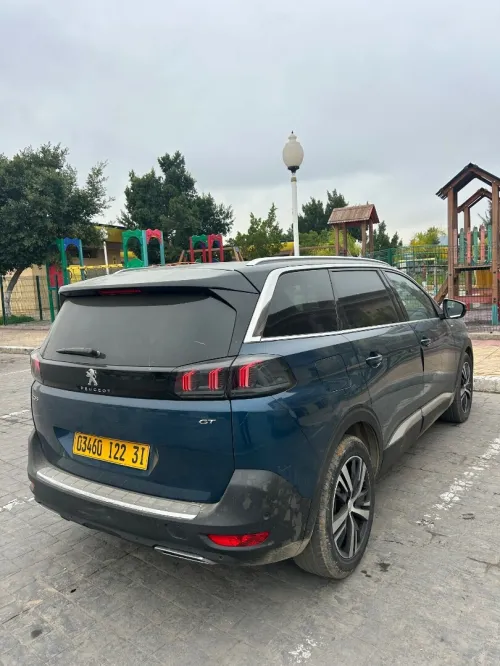 Peugeot 5008 2022 