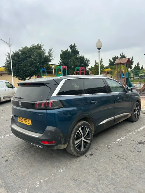Peugeot 5008 2022 