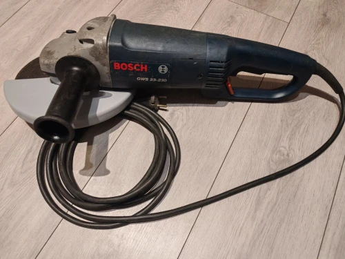 Lot de 2 meuleuse 1 perforateur et ponceuse bosch pro